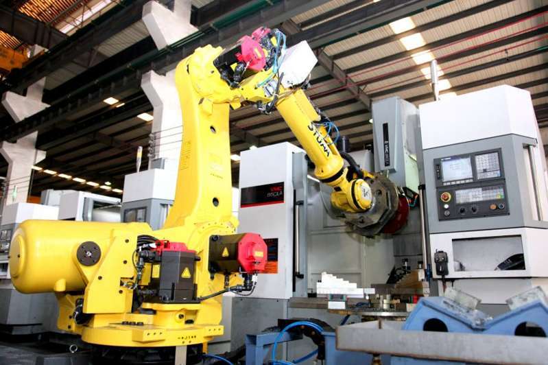 奮力拼搏 才能事有所成？